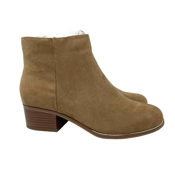 Lane Bryant Ankle Booties Faux Suede Taupe Size 10W - Picture 3 of 6